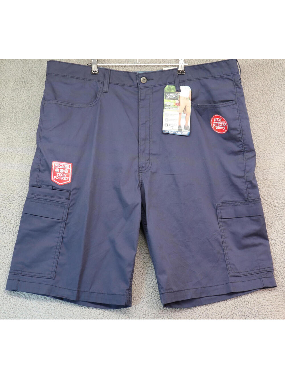 Levi's Signature Cargo Shorts NWT On The Trail W42 Cotton